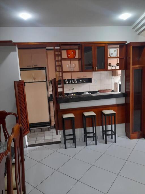 Na Do Canto Apartamento